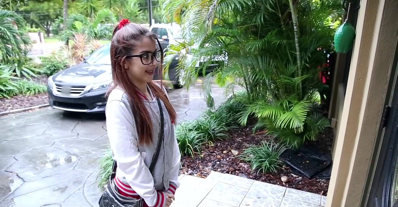 1280px x 665px - Nerdy Latina teen ends up fucking a hot older guy ...
